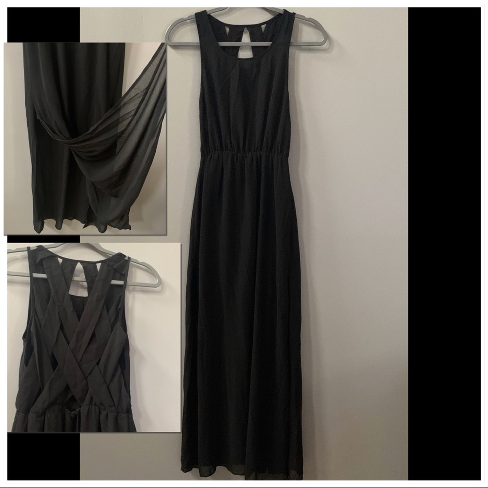 🛍5/$25 Sheer Maxi Dress w/ Strappy cut out back